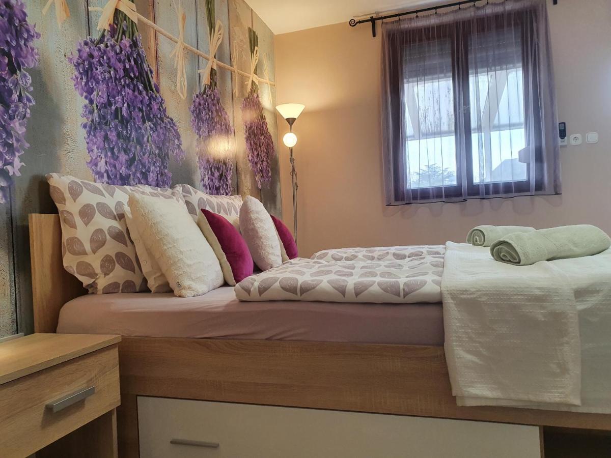 Lavendel Apartments Heviz Luaran gambar