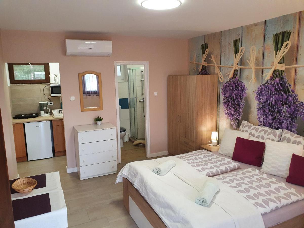 Lavendel Apartments Heviz Luaran gambar