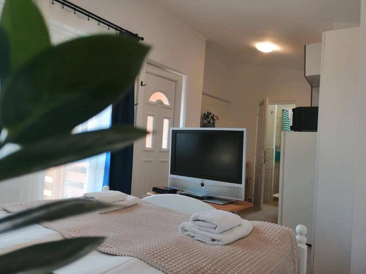 Lavendel Apartments Heviz Luaran gambar